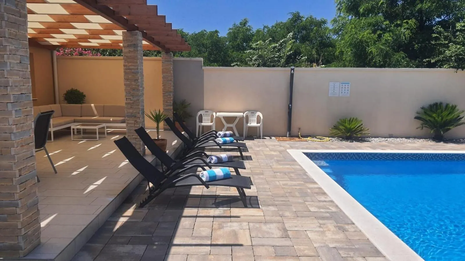 Vila Happy House Croatia